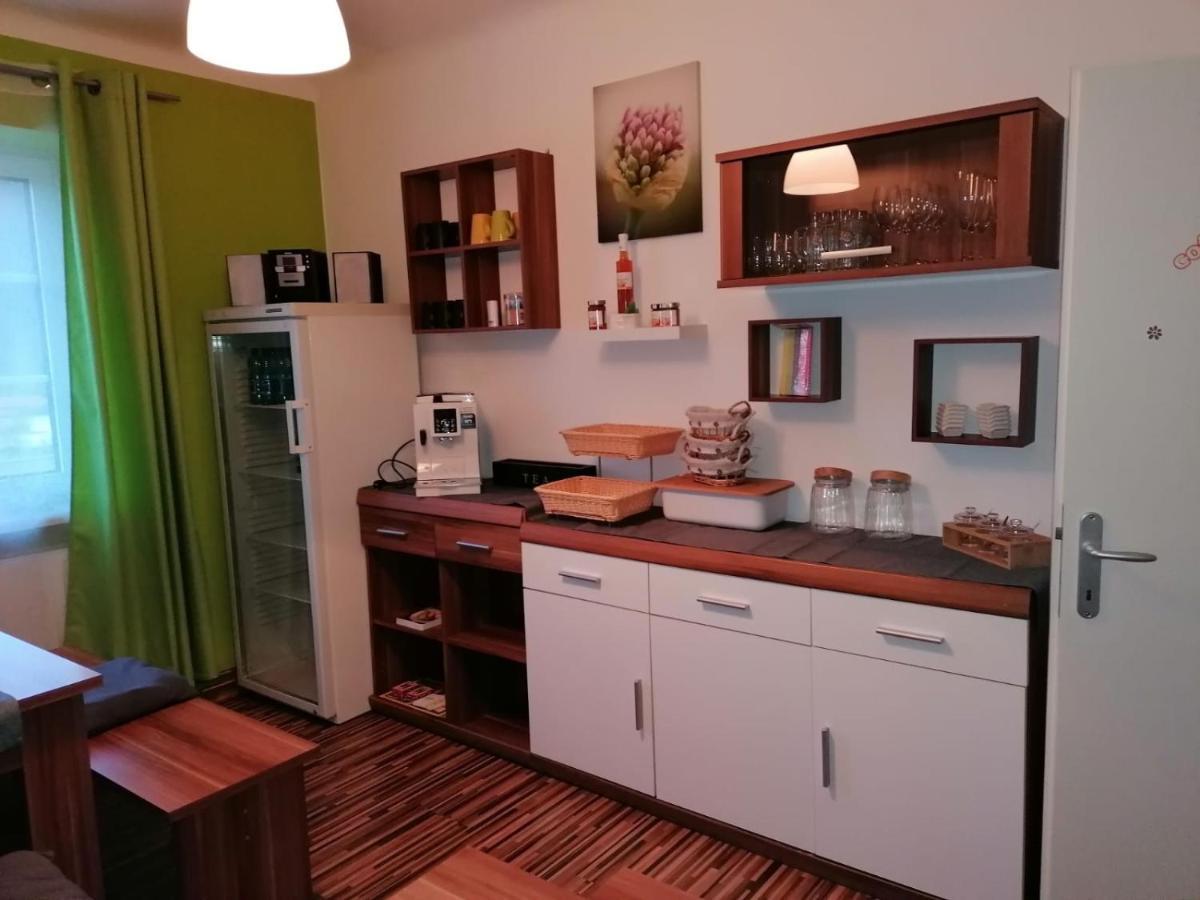 Gaestehaus Ruinenblick Bed & Breakfast Spitz an der Donau Exterior photo